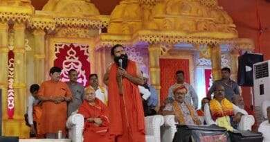 बाबा रामदेव ने कहा- हमारे और मुस्लिमों के पूर्वज एक, हिंदू राष्ट्र का समर्थन करने वाले का साथ दें  5 yog guru Baba Ramdev addressed in Bhind, Baba Ramdev said we have to make hindu rashtra