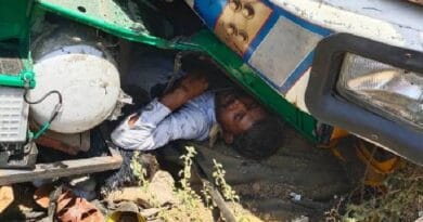 भोपाल में बेकाबू ट्रक ने ऑटो को टक्कर मारी, 3 की मौत, तीन अन्य गंभीर 4 Uncontrollable truck hit auto in Bhopal, 3 dead, three others serious, accident in bhopal, accident news, crime