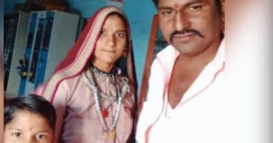 कार की टक्कर से पूरा परिवार खत्म:बाइक सवार पति-पत्नी, 6 साल के बेटे की मौत; अस्पताल से लौट रहे थे 4 Family ends after car collision, husband and wife riding bike, 6-year-old son dies, accident, barwani news, accident news