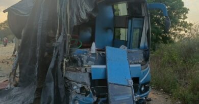 Bus-trolley collided face-to-face, five including two women of the same family died, accident, shajapur news, ujjain news, bus driver negligence