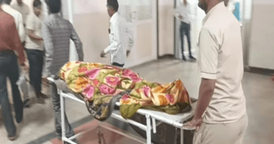 MP में हड़ताल से स्वास्थ्य सेवाएं चरमराईं- भोपाल के हमीदिया में 32 ऑपरेशन टाले; इंदौर-जबलपुर और ग्वालियर में आयुष डॉक्टर तैनात 4 Health services collapse due to strike in MP – 32 operations postponed in Hamidia, Bhopal; Ayush doctors posted in Indore-Jabalpur and Gwalior, doctor strike, health services