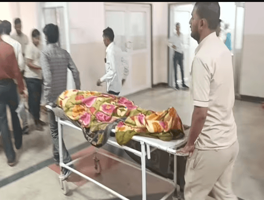 Health services collapse due to strike in MP – 32 operations postponed in Hamidia, Bhopal; Ayush doctors posted in Indore-Jabalpur and Gwalior, doctor strike, health services