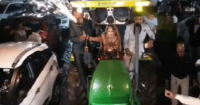 In Jabalpur, the bride's entry into the mandap by driving a tractor, the groom's side said - not the daughter-in-law, the daughter has come homeए jabalpur news, marriage, amazing news,