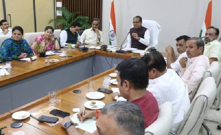 Government will celebrate 3 days on Ladli Bahna Yojana: Money will come in accounts on June 10, main program in Jabalpur; lamps will be lit in every house, shivraj singh chouhan, नरोत्तम मिश्रा, लाडली बहना योजना