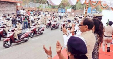 Lady police got 250 scooties in bhopal, CM Shivraj said – 30% daughters will be recruited in police force, police news, political news, shivraj singh chouhan