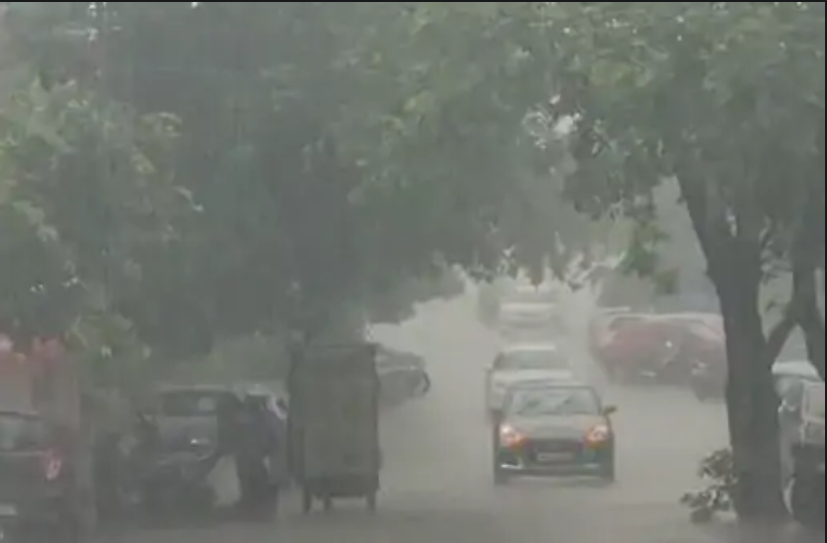 Heavy rain in Bhopal; Houses collapsed due to flood in Ajnal river in Khandwa, Betwa-Magroda river also overflowed, mausam news, barish updates, mausam MP, weather updates, weather news