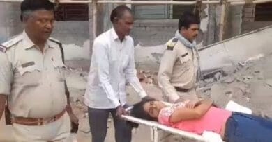 Medical student fell from the roof while chasing a friend who snatched mobile, injured, gwalior news, sophia college, medical student