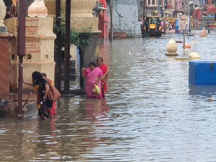 Strong winds and rain in Bhopal; 2 gates of Kolar Dam opened