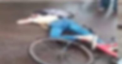 Police van ran over a 12th class student riding a bicycle in shivpuri; Policemen absconded with van, accident, shivpuri news, mp news