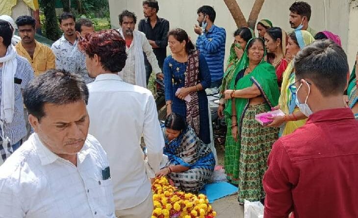 The angry father said, 'If you want to die, then die', the daughter hanged herself; Didn't even reach the last journey, chhindwada, girl committe suicide, kalluram news