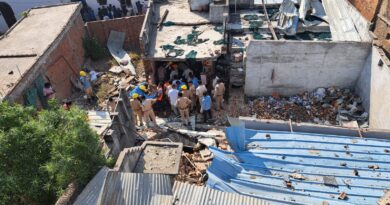 Blast in illegal firecracker factory destroys owner, two women die; 11 serious,damoh news, MP news, today updates, blast, MP updates, illegal fire factory blast