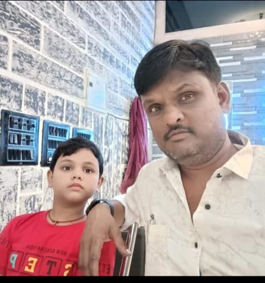 अवैध पटाखा फैक्ट्री में ब्लास्ट से मालिक के चीथड़े उड़े, दो महिलाओं की मौत; 11 गंभीर 2 Blast in illegal firecracker factory destroys owner , two women die in damoh; 11 serious,damoh news, MP news, today updates, blast, MP updates, illegal fire factory blast