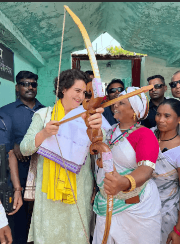 प्रियंका गांधी बोलीं- 225 महीनों की सरकार में 250 घोटाले, कहा- भाजपा की सरकार के लोग लूट में व्यस्त 1 Priyanka Gandhi said- 250 scams in 225 months of government, said- people of BJP government are busy in looting., priyanka gandhi vadra, politics, MP election 2023, congress news, political updates, MP today updates