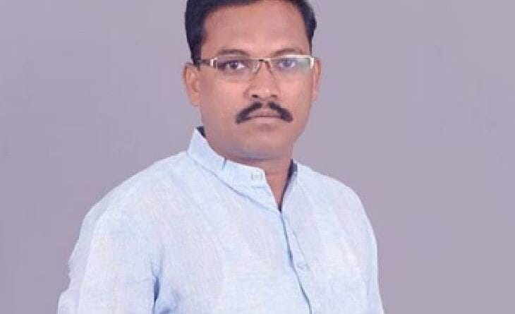 Congress MLA Sunil Uike has a loan of Rs 5 crore and his wife has a loan of more than Rs 1 crore, chhindwara, junnardev MLA, sunil uyikey, MP election 2023, election 2023