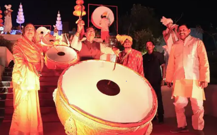 CM Shivraj inaugurated Phase-2 of Mahakal Lok, celebrated 'Diwali' by lighting 51 thousand lamps, ujjain news, MP news, makallok innaugration, CM shivraj singh couhan, ujjain news