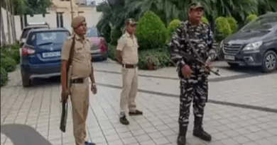 सोम ग्रुप के MP-CG समेत 5 राज्यों में 50 ठिकानों पर IT की रेड, भोपाल, इंदौर, जबलपुर समेत कई शहरों में सर्चिंग 3 IT raid at 50 locations in 5 states including MP-CG of Som Group, searching in many cities including Bhopal, Indore, Jabalpur, SOM group, MP news, IT raid on SOM group of companies, bhopal news, kalluram news