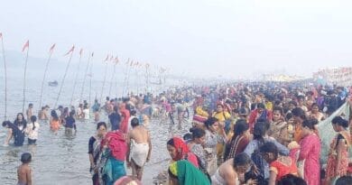 Kartik Purnima bath in MP, 1.5 lakh devotees took bath in Bandrabhan amidst rain and cold; Also performed in Jabalpur, Omkareshwar, Mandla, bandrabhan fair, kalluram news, today updates, kartik punima mela, jabalpur