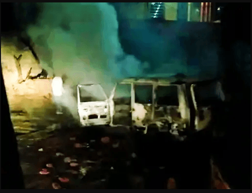 Car burning and vandalism in Shivpuri, three dead: One party tried to burn the other alive, shivpuri, rukus in shivpuri, kalluram news, 3 person dead, gwalior
