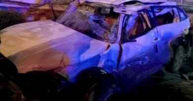 भोपाल में तेज रफ्तार कार पलटी, बैंककर्मी समेत दो की मौत; मां का जन्मदिन मनाकर इंदौर लौट रहे थे  2 Speeding car overturns in Bhopal, two including bank employee killed; Were returning to Indore after celebrating mother's birthday, accident, bhopal, indore, kalluram news, 2 person dead