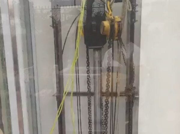 Lift collapses during maintenance at retired IAS's house in Bhopal, employee dies, bhopal, today updates, MP news, kalluram news, prabhanshu kamal, accident