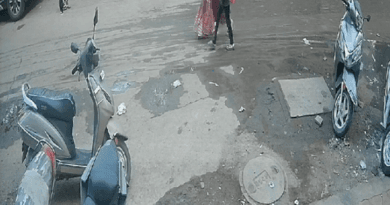 लोन नहीं चुकाया तो 7 साल की बच्ची किडनैप, कर्ज दिलाने वाली महिला ले गई; CCTV की मदद से गिरफ्तार 3 When the loan was not repaid, a 7 year old girl was kidnapped and the woman who provided the loan took her away; Arrested with the help of CCTV, indore, kalluram news, child kidnapped in indore and recovered