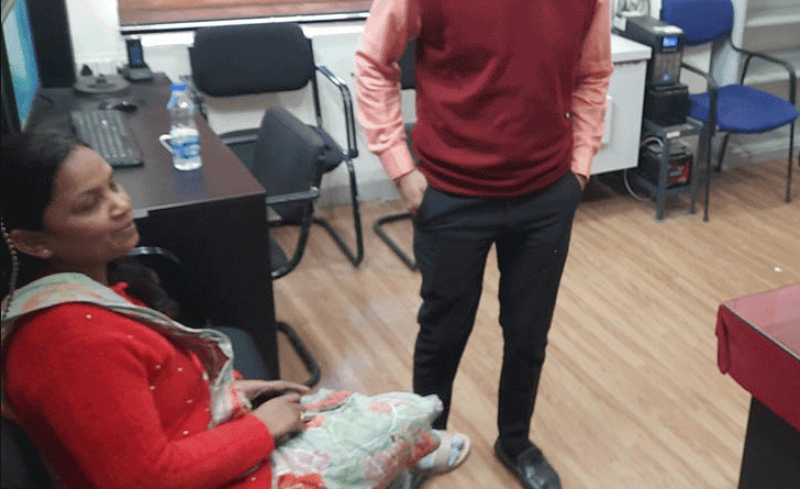 Bulldozer runs on sand mafia for the first time in Narmadapuram; Naib Tehsildar was pelted with stones, action against sand mafia, narmadapuram, kalluram news, mohan yadav govt's action