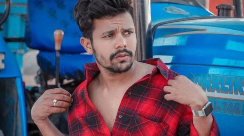 Rape case against social media influencer 'Oye Indori', girl complains - cheated of marriage by keeping her in live-in, indore, oye indore rape case, kalluram news