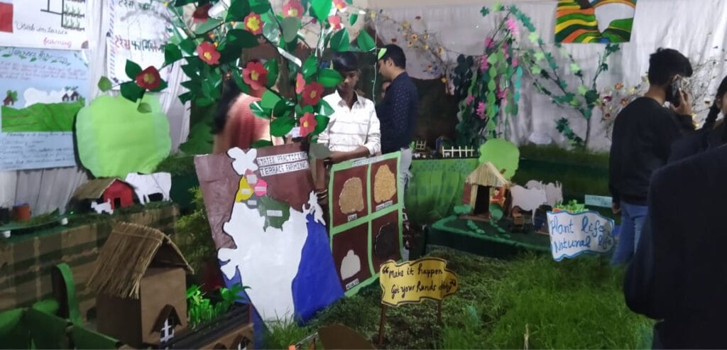 सेंट पॉल स्कूल में स्पेक्ट्रम गैलेरिया; कल्चर, पर्यावरण सेफ्टी, ऑर्गेनिक फार्मिंग, साइंस और IT से लेकर माइंड गेम मॉडल 2 Spectrum Galleria at St. Paul's School; From culture, environmental safety, organic farming, science and IT to mind game models, saint paul school, kalluram news, education news, bhopal