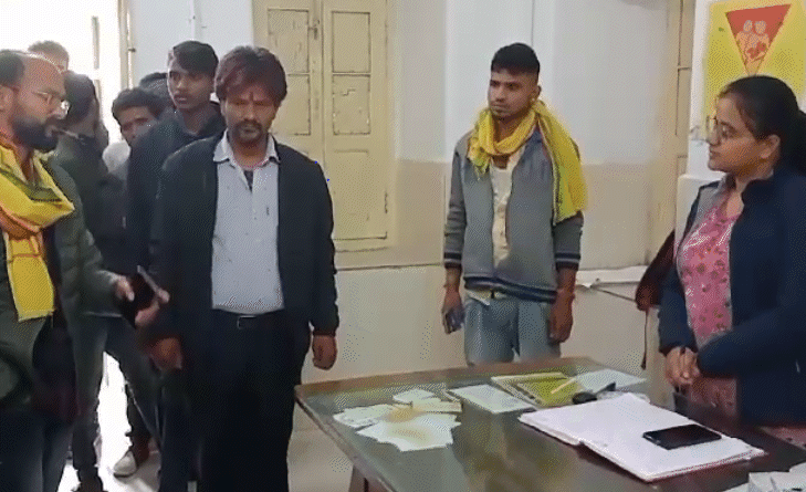 MLA reprimanded the lady doctor, Kamleshwar said - It is not good if there is negligence, ratlam, sailana, kalluram news