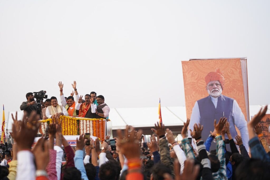 Dr. Mohan Yadav's first road show after becoming CM, about 2 thousand welcome stages in 7 km route, ujjain, kalluram news, mohan yadav, road show of mohan yadav