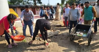 बीना में मंदिरों में चलाया स्वच्छता अभियान, भाजपा ने मंदिर किए साफ 5 Cleanliness campaign launched in temples in Bina, BJP cleaned the temples, sagar, Bina, kalluram news