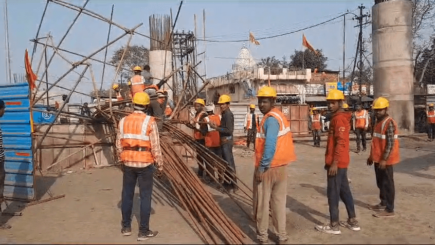 जबलपुर में निर्माणाधीन फ्लाइओवर का पिलर गिरा, मजदूर घायल 1 Pillar of flyover under construction fell in Jabalpur, laborer injured, jabalpur, kalluram news, accident