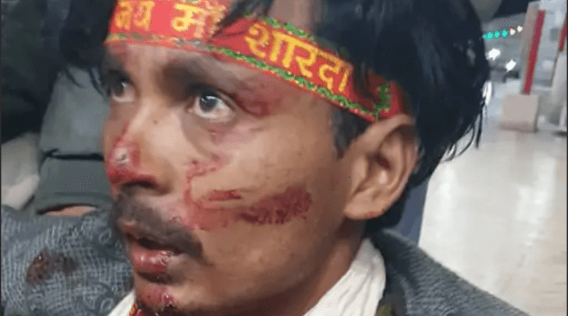 Cut his own throat with a knife in Sharda temple, said - Mother called brother, so I am also sacrificing, mehar, satana, MP news, today updates, kalluram news