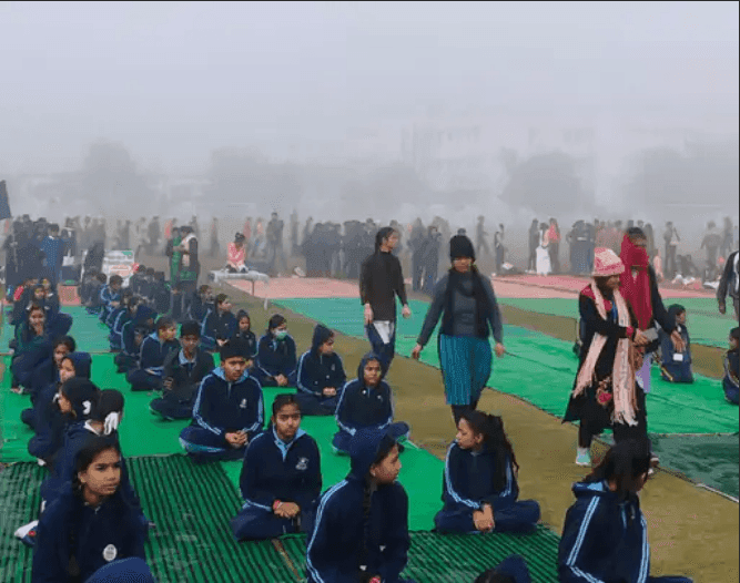 युवा दिवस पर CM ने किया प्राणायाम, सूर्य नमस्कार, बोले- उज्जैन से 5 लाख लड्डू अयोध्या भेजेंगे 4 On Youth Day, CM did Pranayama, Surya Namaskar, said- will send 5 lakh laddus from Ujjain to Ayodhya, kalluram news, yuva diwas, today updates, MP news, bhopal, CM Dr. Mohan yadav