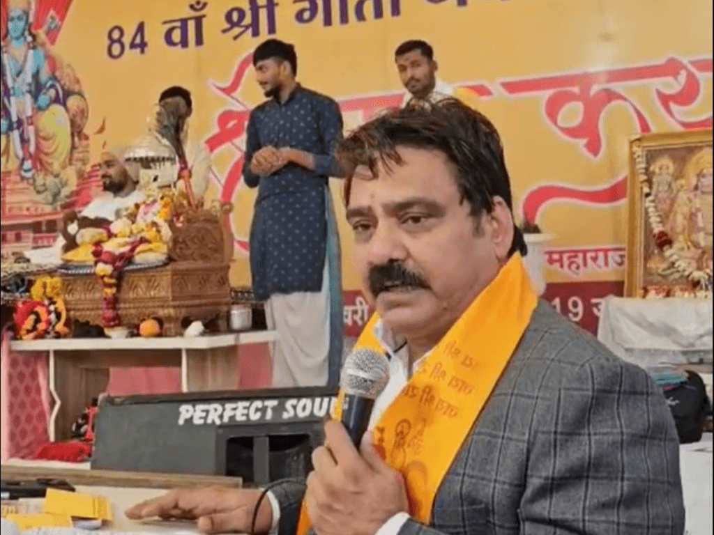 जावरा एसडीएम ने कहा- मंदिर बनना सदी का सबसे बड़ा इवेंट, जीभर के पटाखे फोड़िए, पॉल्यूशन नहीं होता 2 Javra SDM said - Building a temple is the biggest event of the century, burst crackers to your heart's content, there is no pollution, jaora SDM, kalluram news, today updates, ayodhya ram mandir, MP news, ratlam