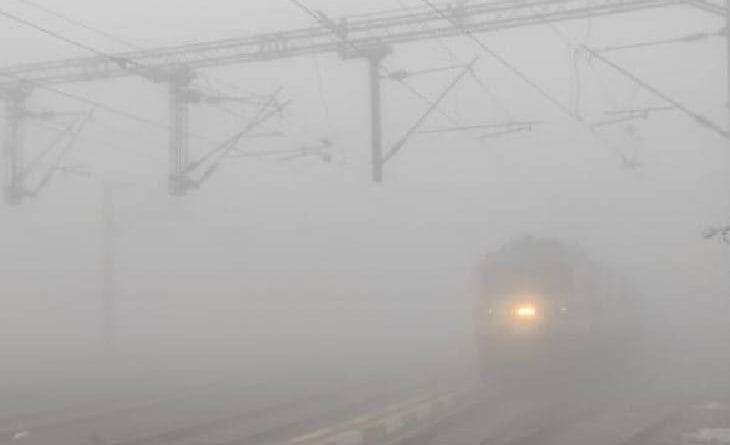 MP shivers due to severe cold, temperature in 5 cities below 5°, Datia-Gwalior coldest; Trains late by 2 to 4 hours, sagar, bhopal, Mp weather, MP mausam, kalluram news