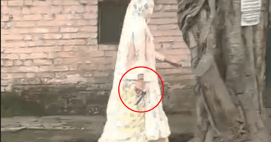 जमीन विवाद में पति-जेठ की गोली मारकर हत्या, कट्टा हाथ में लेकर थाने पहुंची आरोपी महिला 4 Husband-brother-in-law shot dead in land dispute, accused woman reached police station with a machete in her hand, ujjain, double murder, kalluram news, crime