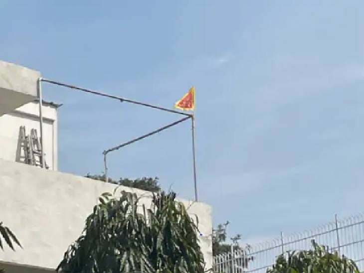 पूर्व मंत्री सज्जन बोले- कमलनाथ के पार्टी छोड़ने की बातें मीडिया की उपज, PCC चीफ ने कहा-कमलनाथ ने फोन पर कहा मैं कांग्रेसी था, हूं और रहूंगा 1 Kamal Nath, who held the Congress flag for 44 years, can become 'Bhagwadhari', sure to join BJP, MP News, Today UPDTAES, Politics, Kalluram News, The Picture Of Kamal Nath Nakul will join BJP Updates