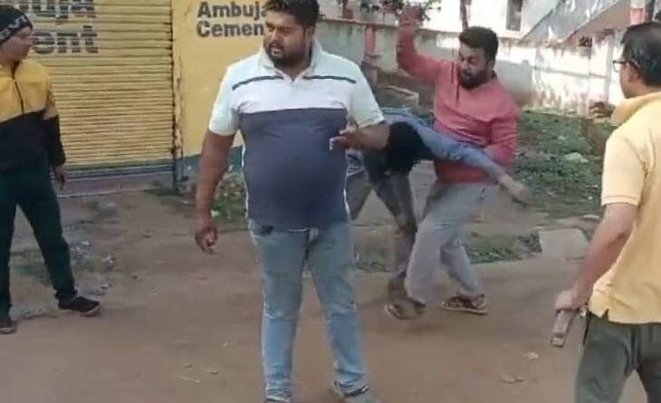 In Chhindwara, an elderly man and a young man were beaten for not giving money for liquor, accused arrested, Chhindwara, kalluram News, Crime