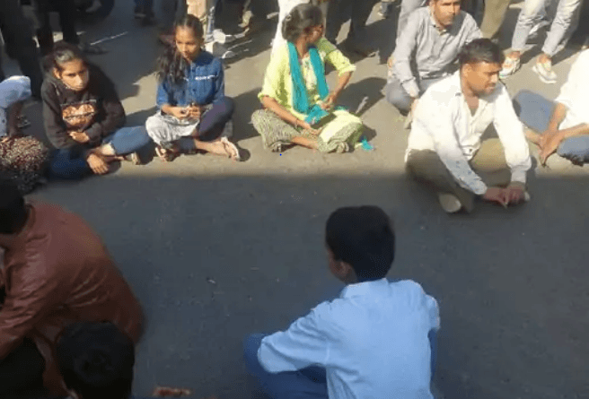 Information about MP Board 10th class paper out, Hindi paper went viral on social media before the exam, MP Board 10th Exam, today updates, MP news, kalluram news, MP Board 10th Exam 2024 Update