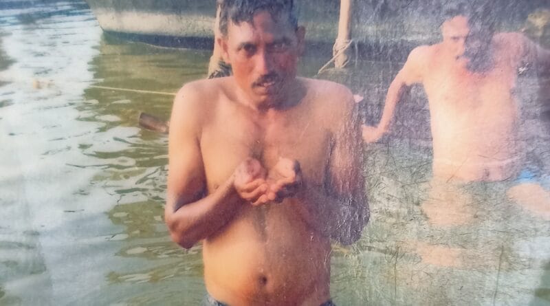 Minor stabs father to death for abusing mother, accused absconding, Jabalpur, Murder in Jabalpur, Kalluram news,Crime