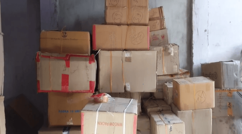 Raid on firecracker godown in Jabalpur, large quantity of firecrackers seized, jabalpur, firecrackers raid