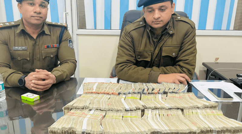 Youth arrested with Rs 43 lakh of Hawala in Jabalpur, had come from Gujarat, kalluram news, crime, jabalpur