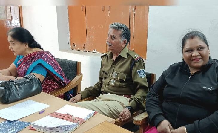 Where daughters-in-law are worshiped on Diwali, the daughter-in-law created a dispute, now after consultation she returned happily, Chhindwara, Kalluram News, Today Updates