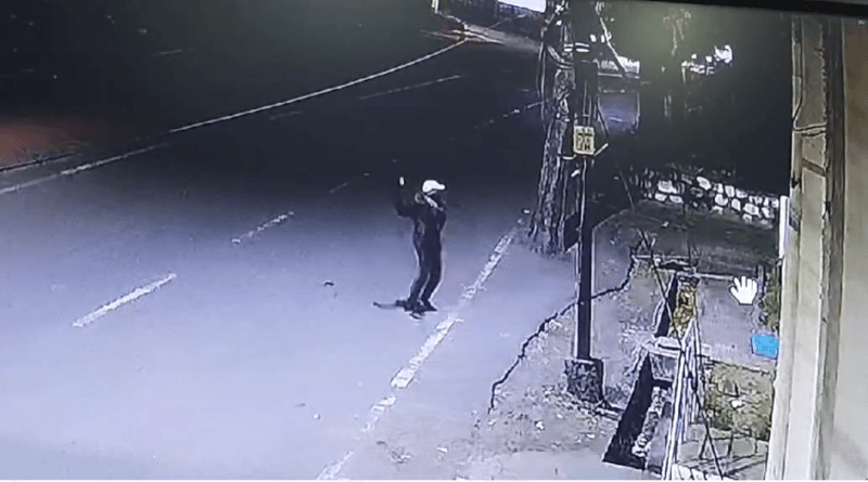 Glass of former Finance Minister's office broken in Jabalpur, incident recorded in CCTV, Jabalpur, Kalluram News, Tarun Bhanot, Crime