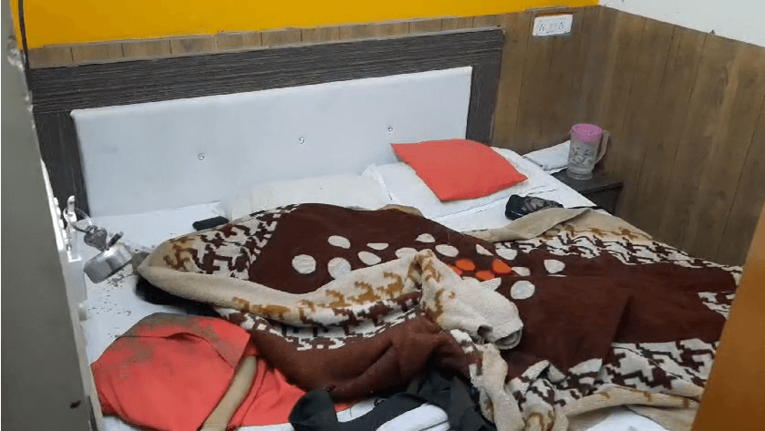जबलपुर में युवक-युवती ने होटल में खाया जहर, दोनों की मौत; परिजन ने लगाया हत्या का आरोप 1 In Jabalpur, a young man and a girl consumed poison in a hotel, both died; Family accused of murder, Jabalpur, Kalluram News, Crime, Commit Suicide