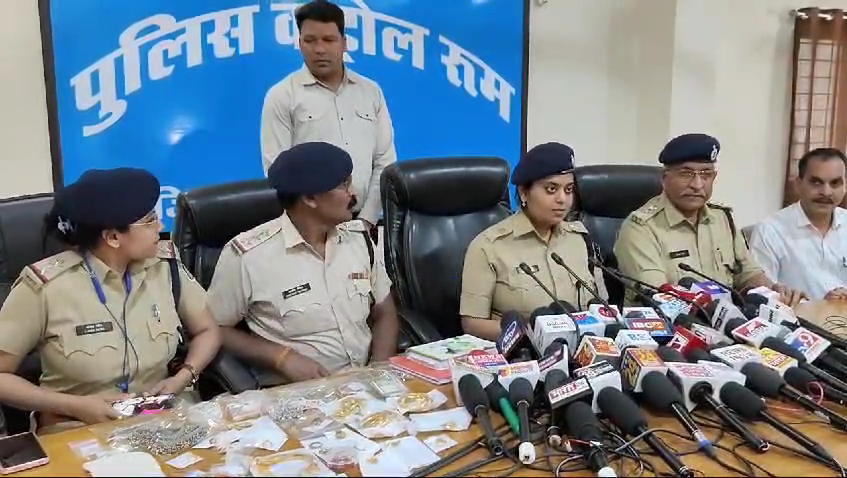 Used to commit theft by taking information from Google Map, jewelery worth Rs 18 lakh seized from two miscreants, Jabalpur, Crime, Theft revealed in sub engineer's house in Jabalpur, Kalluram News