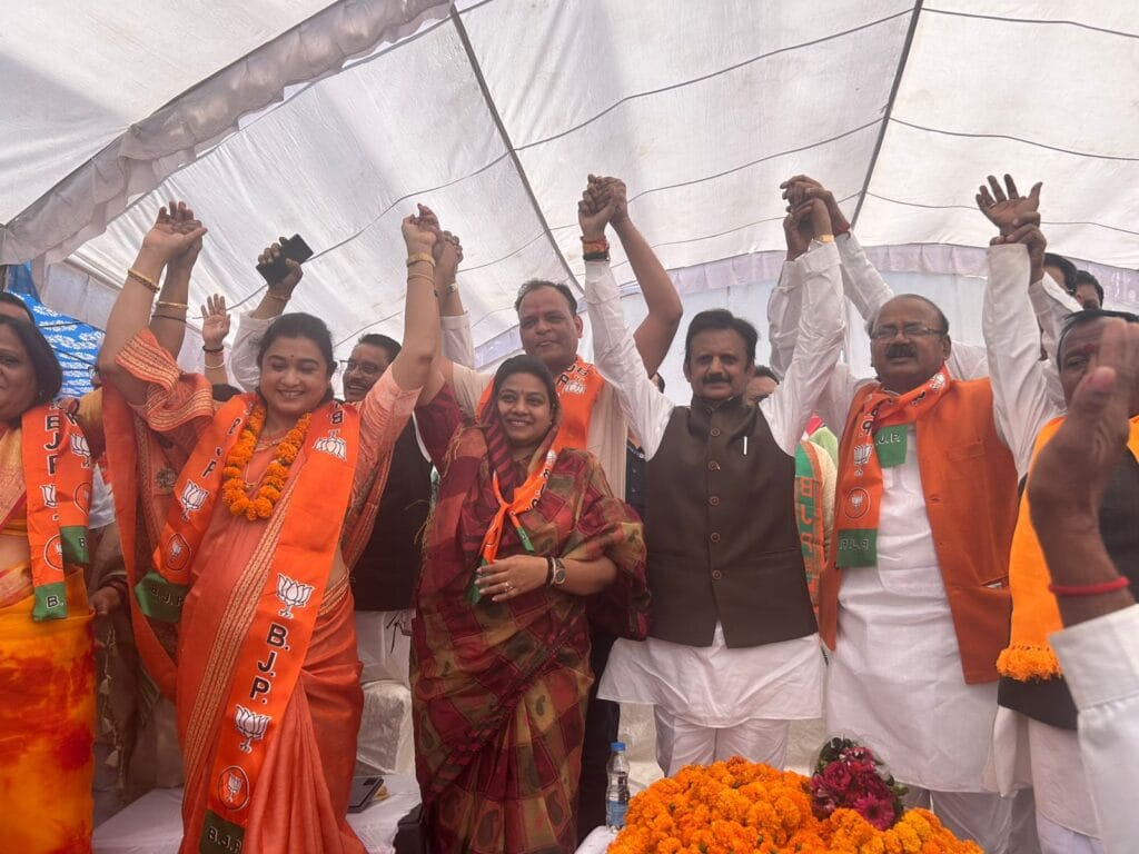 लोकसभा चुनाव के पहले चरण की 6 सीटों पर 153 नामांकन, CM बोले- छिंदवाड़ा में भावुकता पर बेवकूफ बनाने का खेल 2 153 nominations on 6 seats in the first phase of Lok Sabha elections, CM said - a game of fooling on sentiments in Chhindwara, Kalluram News, Loksabha Election 2024, CM Dr. Mohan Yadav, Today Updates, Politics