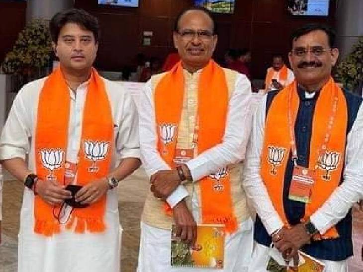 गुना से सिंधिया, विदिशा से शिवराज सिंह चौहान लड़ेंगे लोकसभा चुनाव, बीजेपी की पहली लिस्ट में 24 प्रत्याशी घोषित 1 Scindia from Guna, Shivraj Singh Chauhan from Vidisha will contest Lok Sabha elections, 24 candidates announced in BJP's first list, Loksabha Election 2024, Kalluram News, Jyotiraditya Scindhia, Shivraj Singh Chouhan, Election 2024