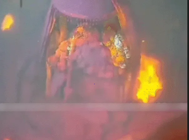 रंगपंचमी पर महाकाल मंदिर में बाहर से रंग लाने पर बैन, गर्भगृह में आग के बाद गाइडलाइन जारी 1 Ban on bringing colors from outside in Mahakal temple, guidelines issued after fire in sanctum sanctorum, Kalluram News, Mahakal Temple, Ujjain, Ban On Bringing Colors By Devotees On Rangpanchami During Mahakal